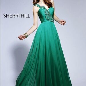Sherri Hill Green Evening Formal Prom Gown